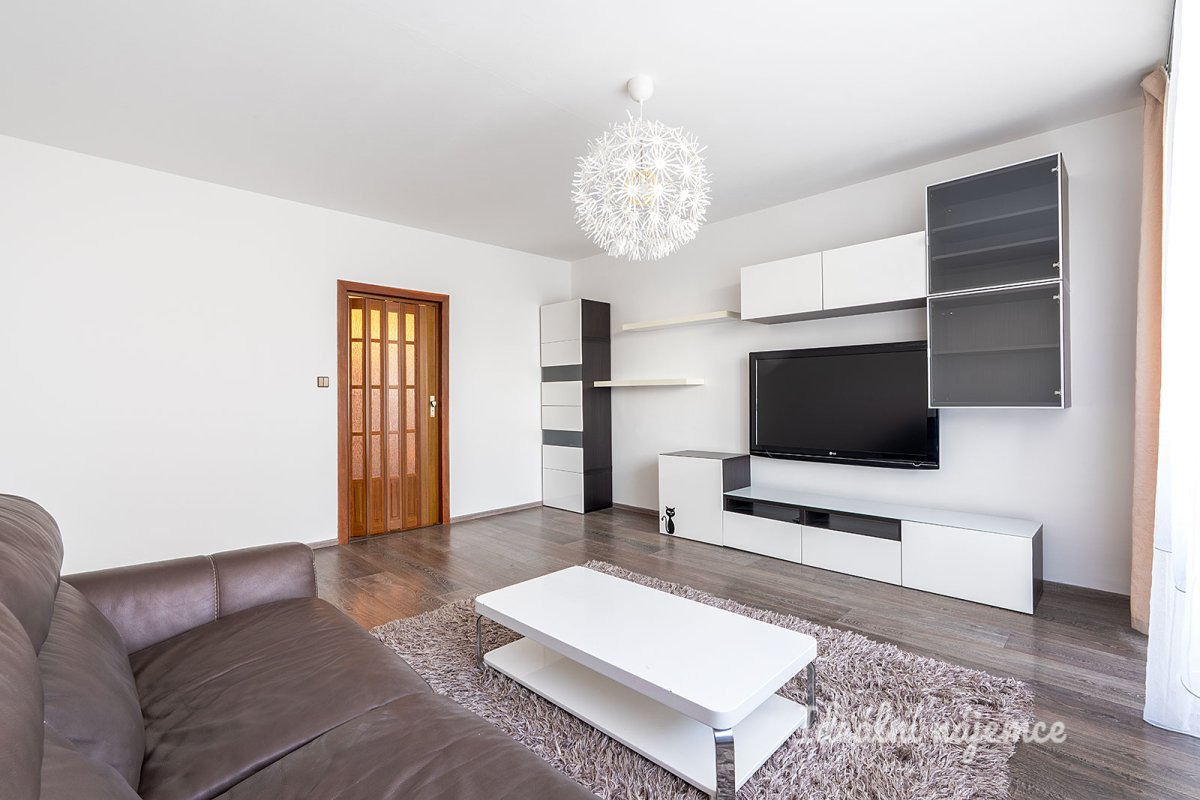 Pronájem bytu 3+1, Platónova, Modřany, 23900 Kč/měs, 76 m2