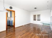 Pronájem bytu, 4+kk, 80 m²