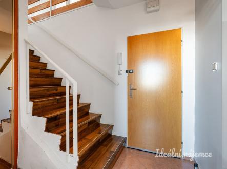 Pronájem bytu, 4+kk, 80 m²