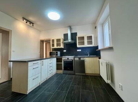 Pronájem bytu, 2+1, 69 m²