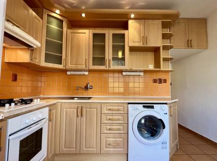 Pronájem bytu, 3+1, 75 m²