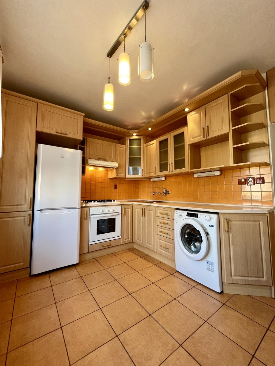 Pronájem bytu 3+1, Vincence Makovského, Poruba-sever,  13900 Kč/měs, 75 m2