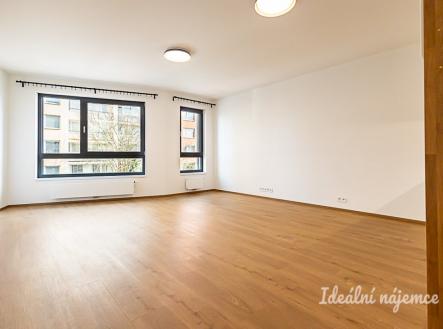 Pronájem bytu, 1+kk, 39 m²