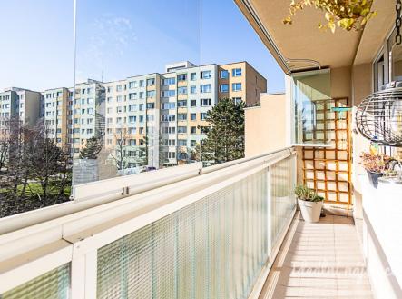 Pronájem bytu, 3+kk, 66 m²