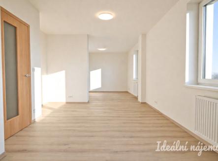 Pronájem bytu, 2+kk, 35 m²