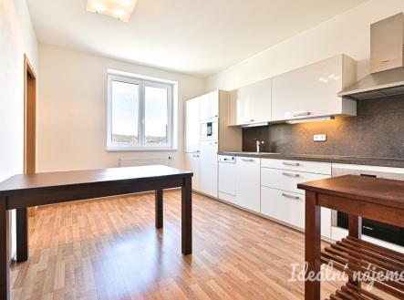 Pronájem bytu, 2+1, 63 m²