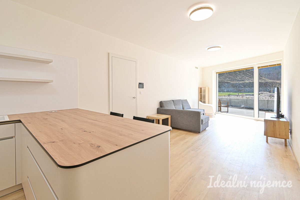 Pronájem bytu 2+kk, Bystrcká, Komín, 57 m2