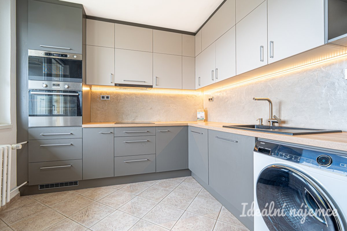 Pronájem bytu 2+1, Záhřebská, Žabovřesky,  Kč/měs, 55 m2