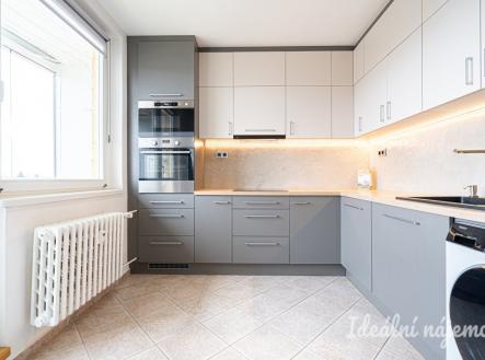 Pronájem bytu, 2+1, 55 m²