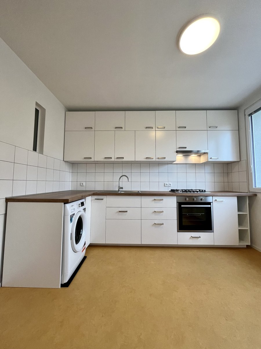 Pronájem bytu 1+1, Beethovenova, Místek, 10400 Kč/měs, 36 m2