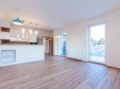 Pronájem bytu, 3+kk, 79 m²