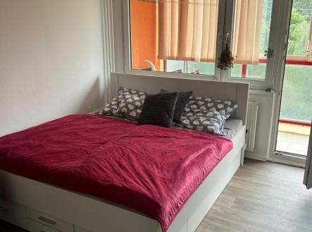 Pronájem bytu, 1+kk, 30 m²