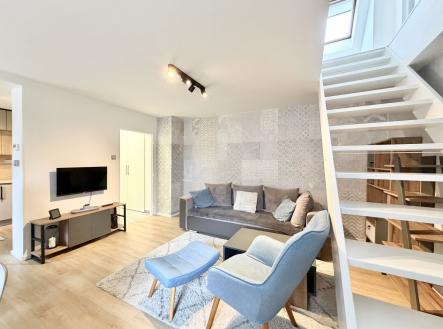 Pronájem bytu, 3+1, 94 m²