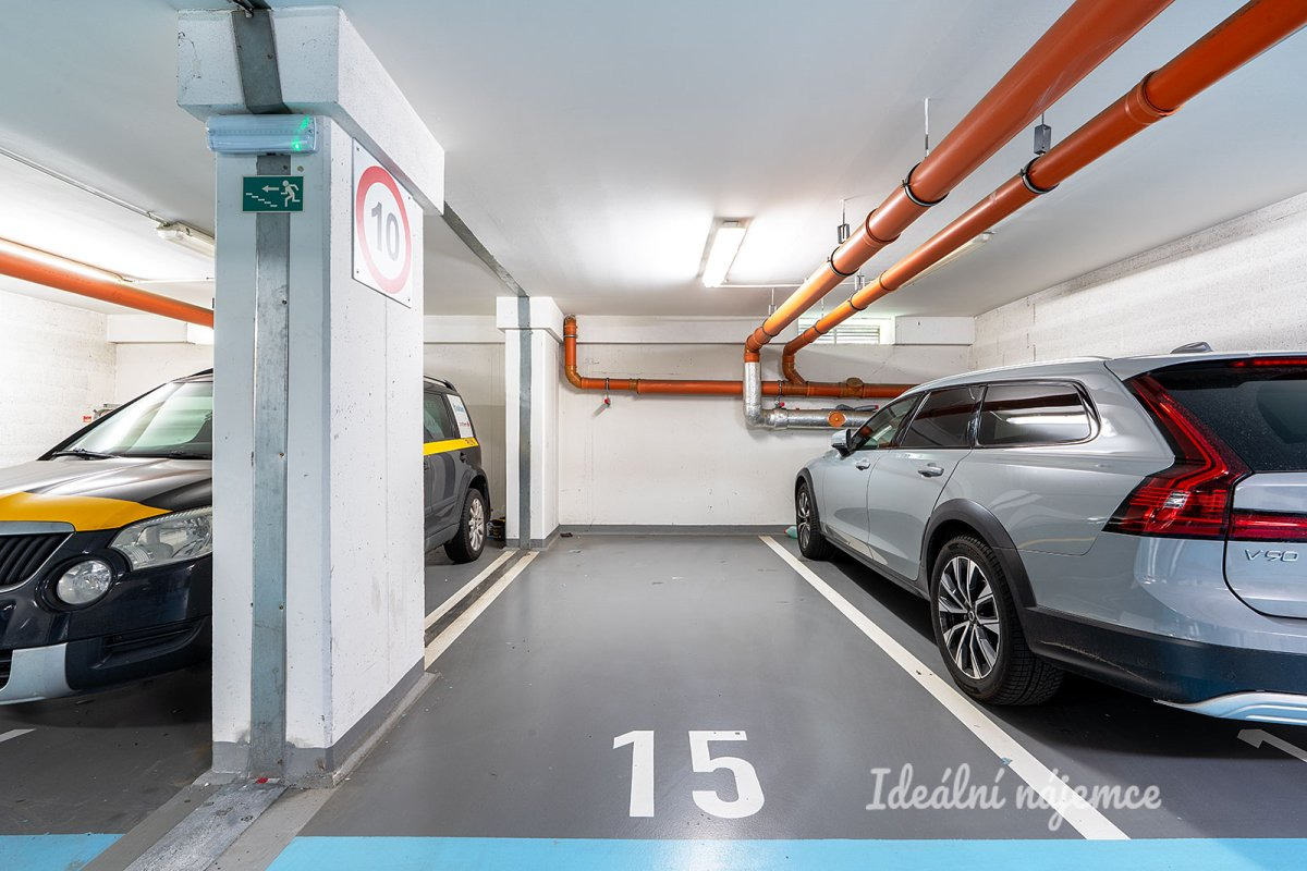 Pronájem bytu 3+kk, Bechlínská, Letňany, 24900 Kč/měs, 68 m2