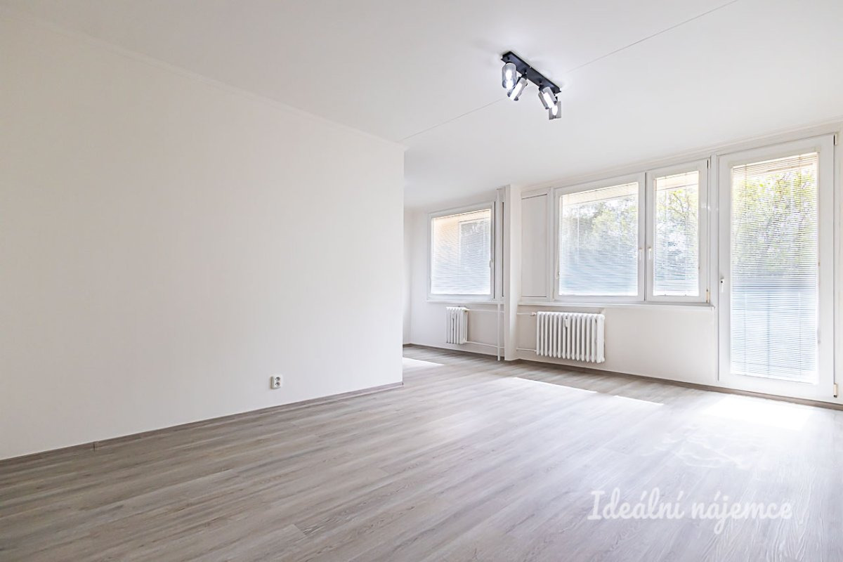 Pronájem bytu 3+1, Ravennská, Horní Měcholupy, 24900 Kč/měs, 74 m2