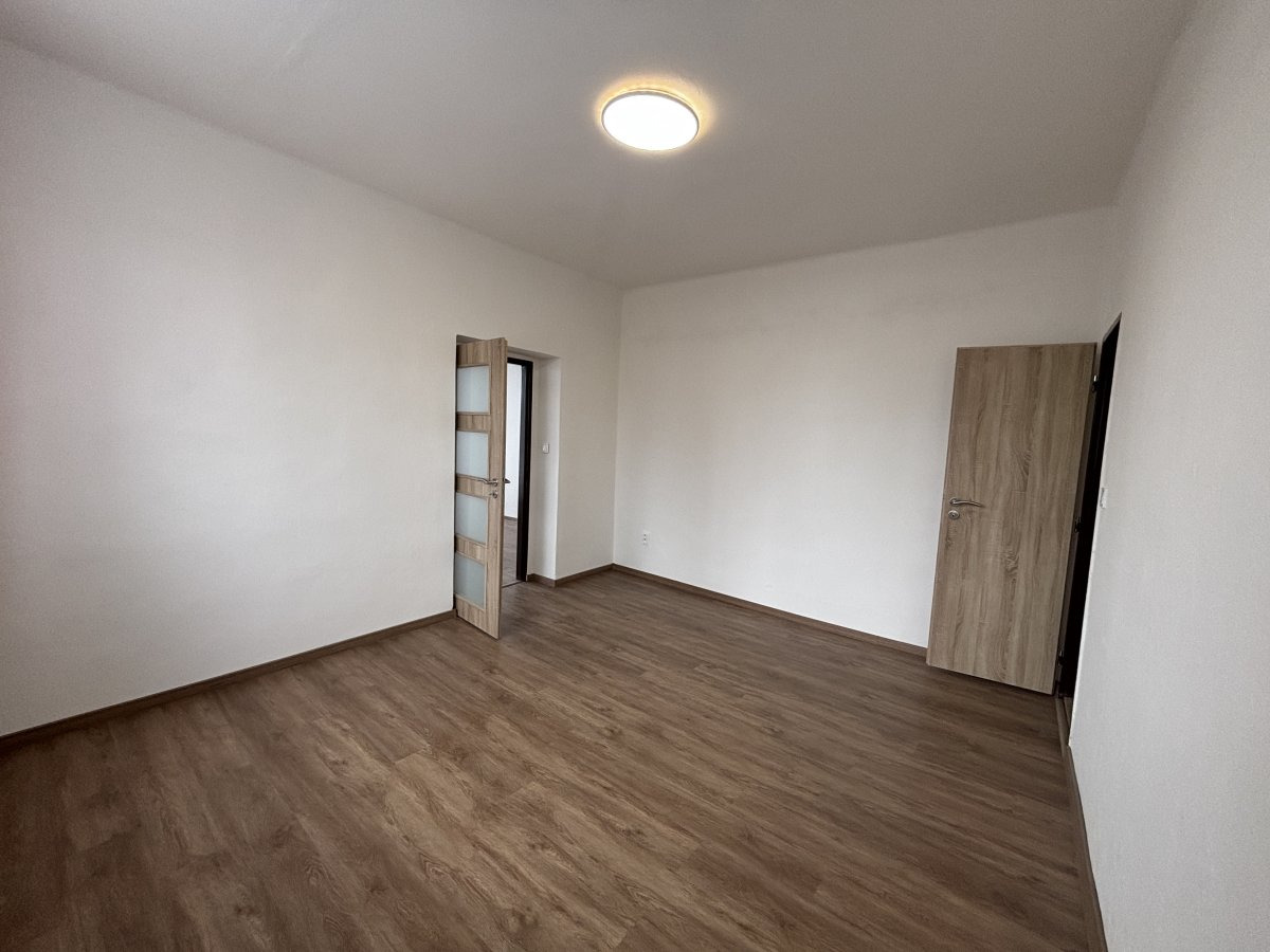 Pronájem bytu 2+1, Havlíčkova, Kladno,  16 000Kč/měs, 51 m2