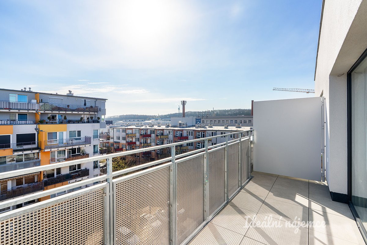 Pronájem bytu 1+kk, Gerstelova, Vysočany, 21900 Kč/měs, 33 m2