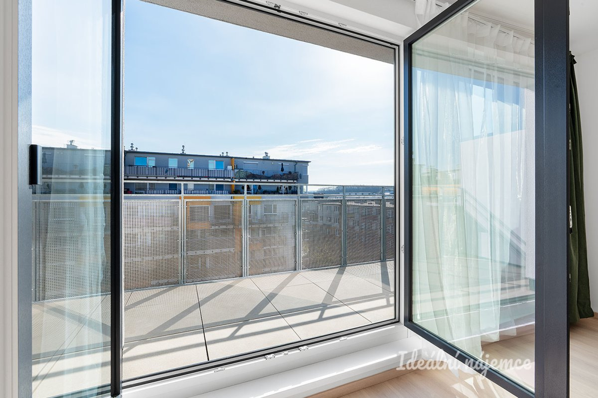 Pronájem bytu 1+kk, Gerstelova, Vysočany, 20900 Kč/měs, 33 m2