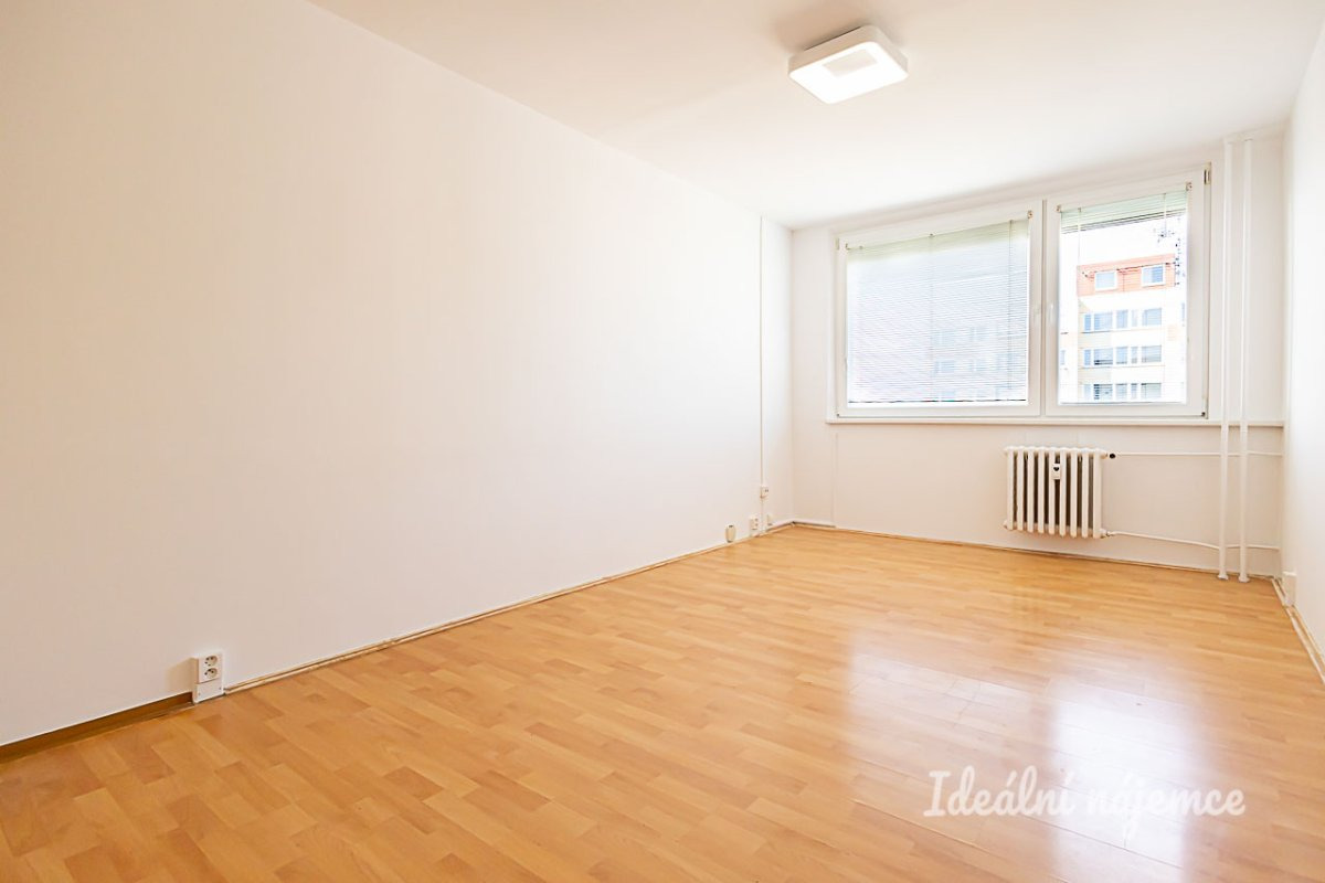 Pronájem bytu 2+kk, Nad Přehradou, Horní Měcholupy, 43 m2