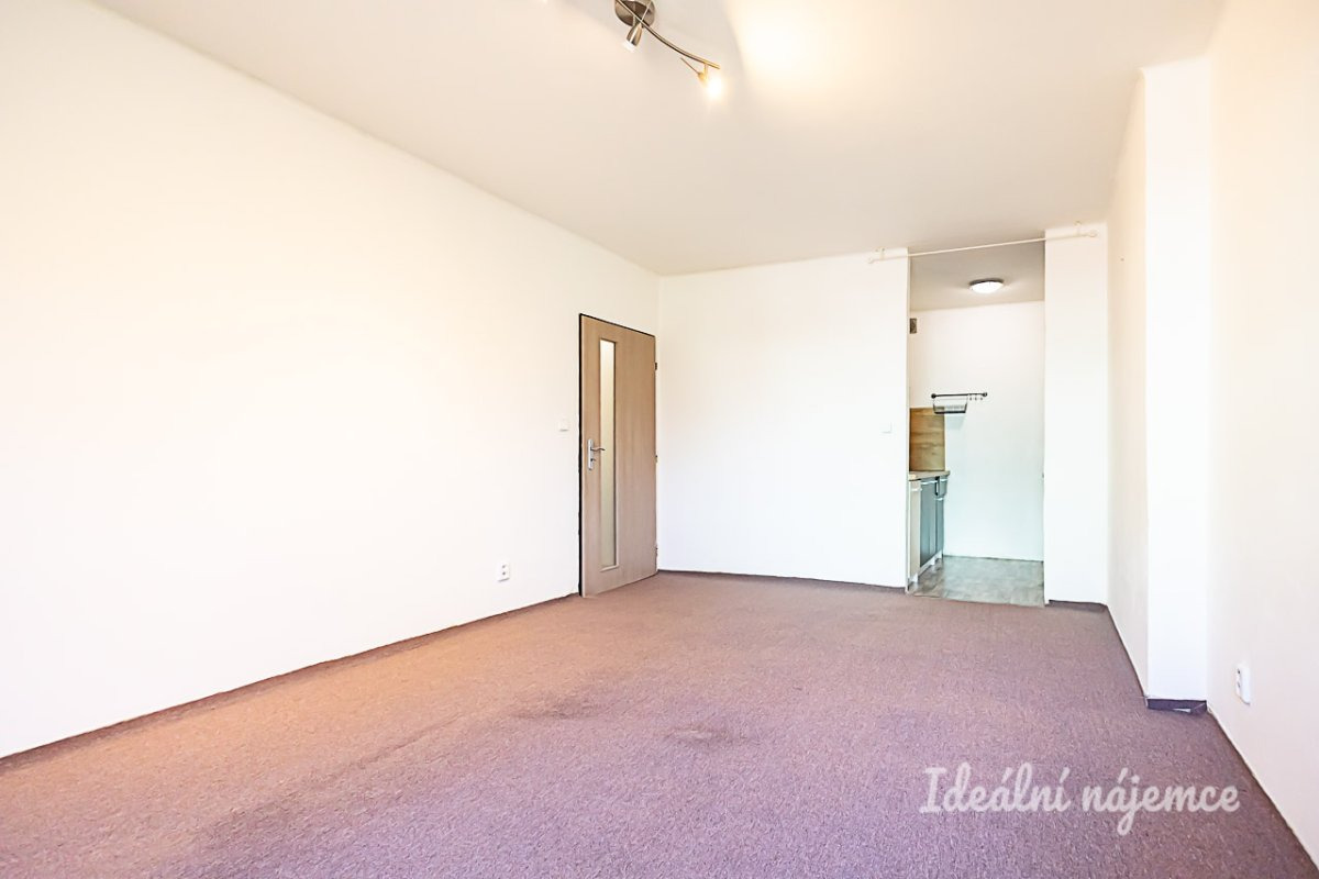 Pronájem bytu 2+kk, Záveská, Hostivař, 17900 Kč/měs, 38 m2