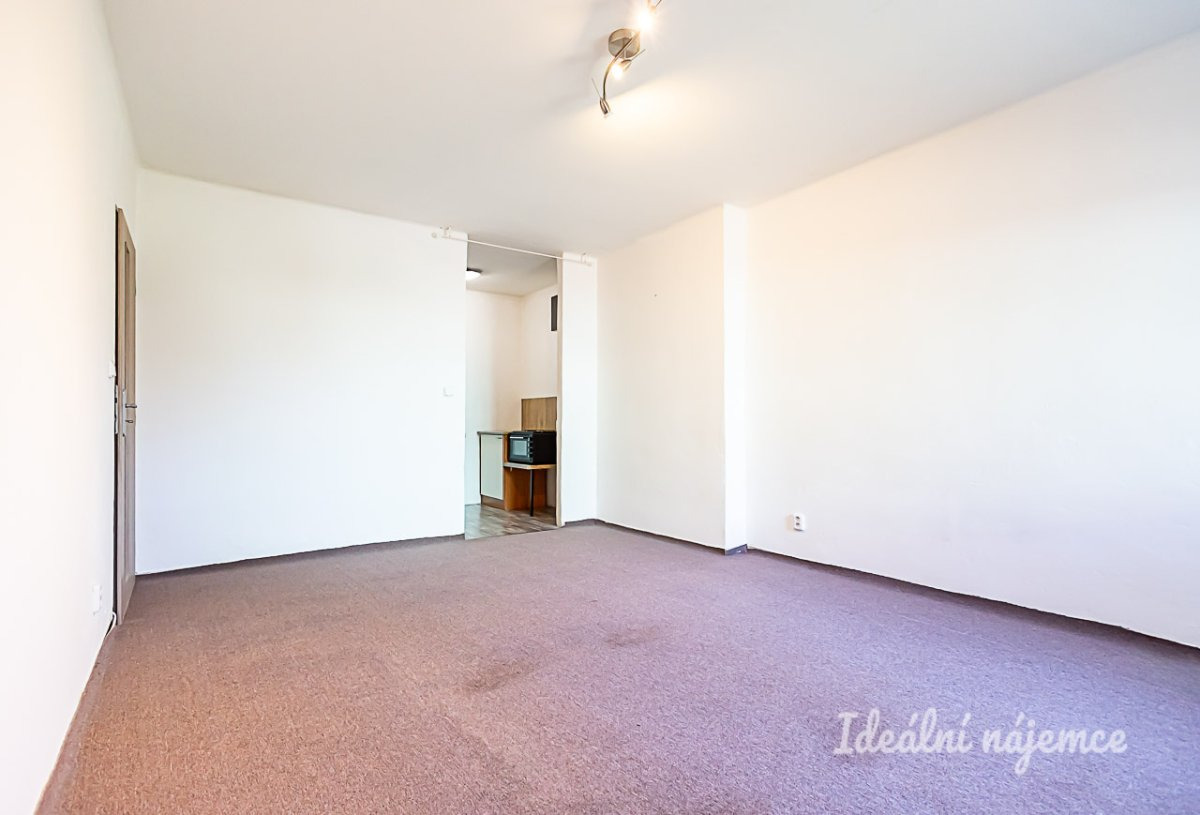 Pronájem bytu 2+kk, Záveská, Hostivař, 17900 Kč/měs, 38 m2