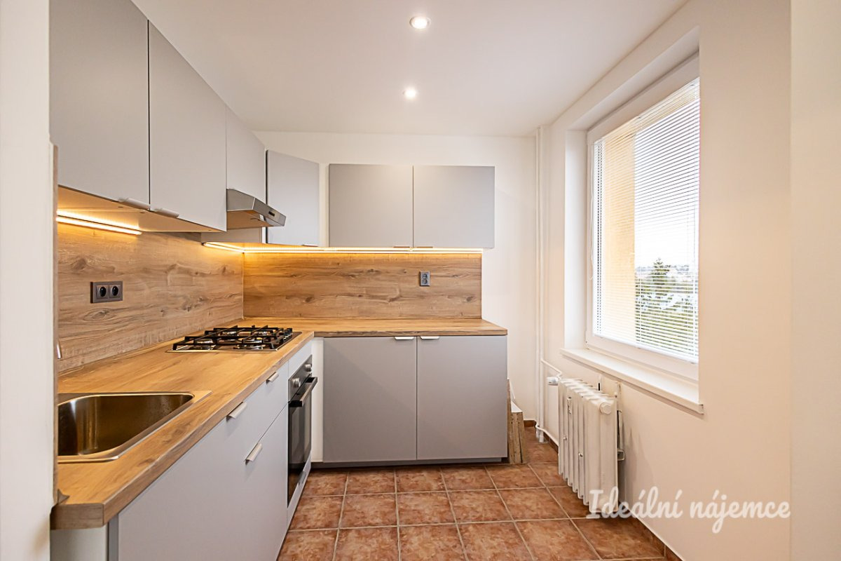 Pronájem bytu 3+1, Při trati, Michle,  75 m2