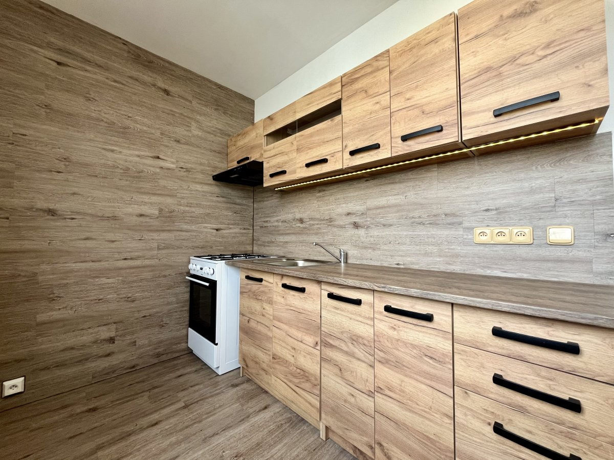 Pronájem bytu 3+1, Jana Čapka, Frýdek, 15900 Kč/měs, 66 m2