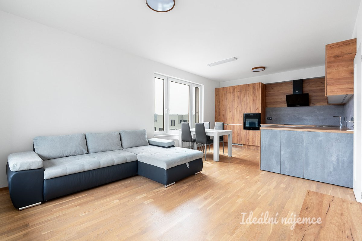 Pronájem bytu 3+kk, Waltariho, Hloubětín, 32490 Kč/měs, 80 m2