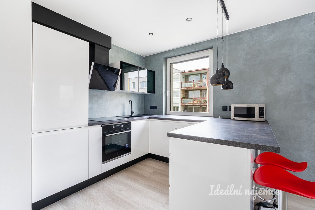 Pronájem bytu 3+kk, Poljanovova, Modřany,  68 m2