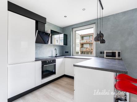 Pronájem bytu, 3+kk, 68 m²