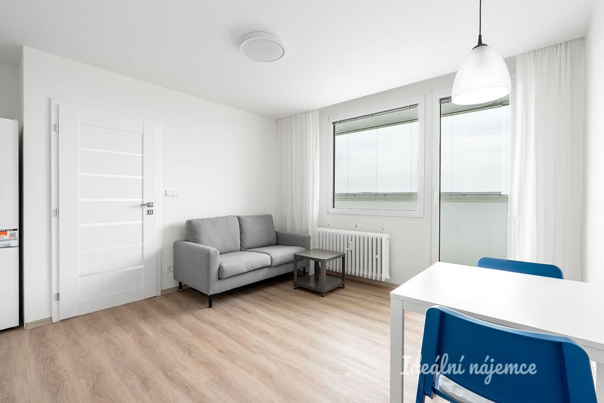 Pronájem bytu 2+kk, Horáčkova, Krč, 22900 Kč/měs, 34 m2