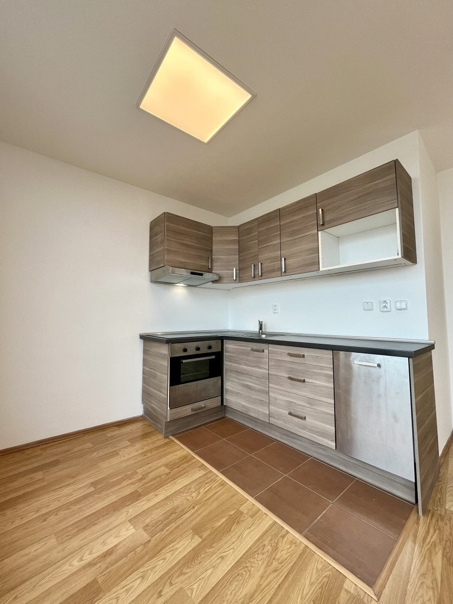 Pronájem bytu 2+kk, Michálkovická, Slezská Ostrava, 12900 Kč/měs, 45 m2