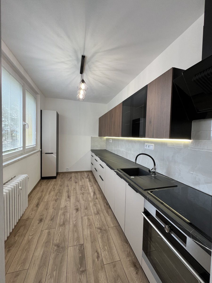 Pronájem bytu 3+1, Gen. Svobody, Uničov, 15800 Kč/měs, 68 m2