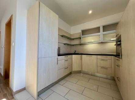 Pronájem bytu, 2+kk, 72 m²