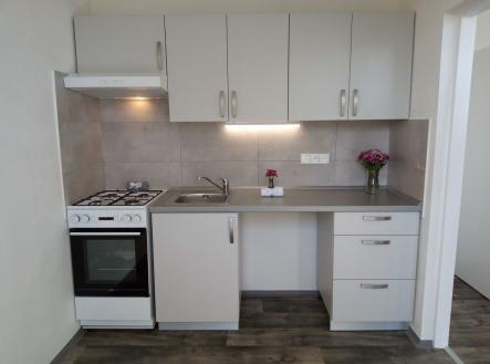 Pronájem bytu, 2+1, 44 m²