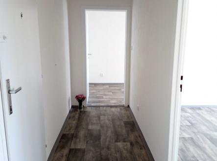 Pronájem bytu, 2+1, 44 m²