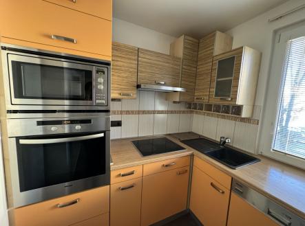 Pronájem bytu, 2+1, 56 m²