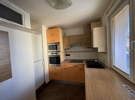 Pronájem bytu, 2+1, 56 m²