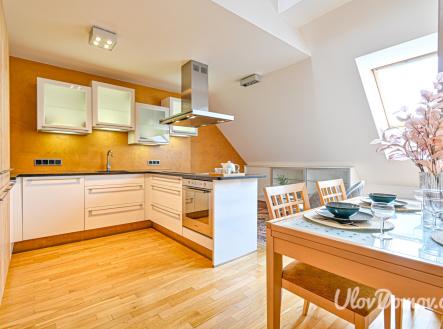 Prodej bytu, 3+kk, 93 m²