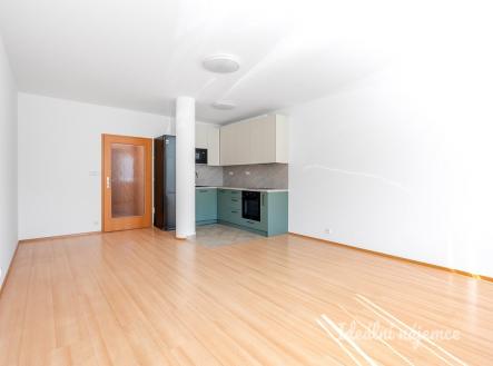 Pronájem bytu, 1+kk, 36 m²