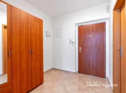 Pronájem bytu, 1+kk, 36 m²