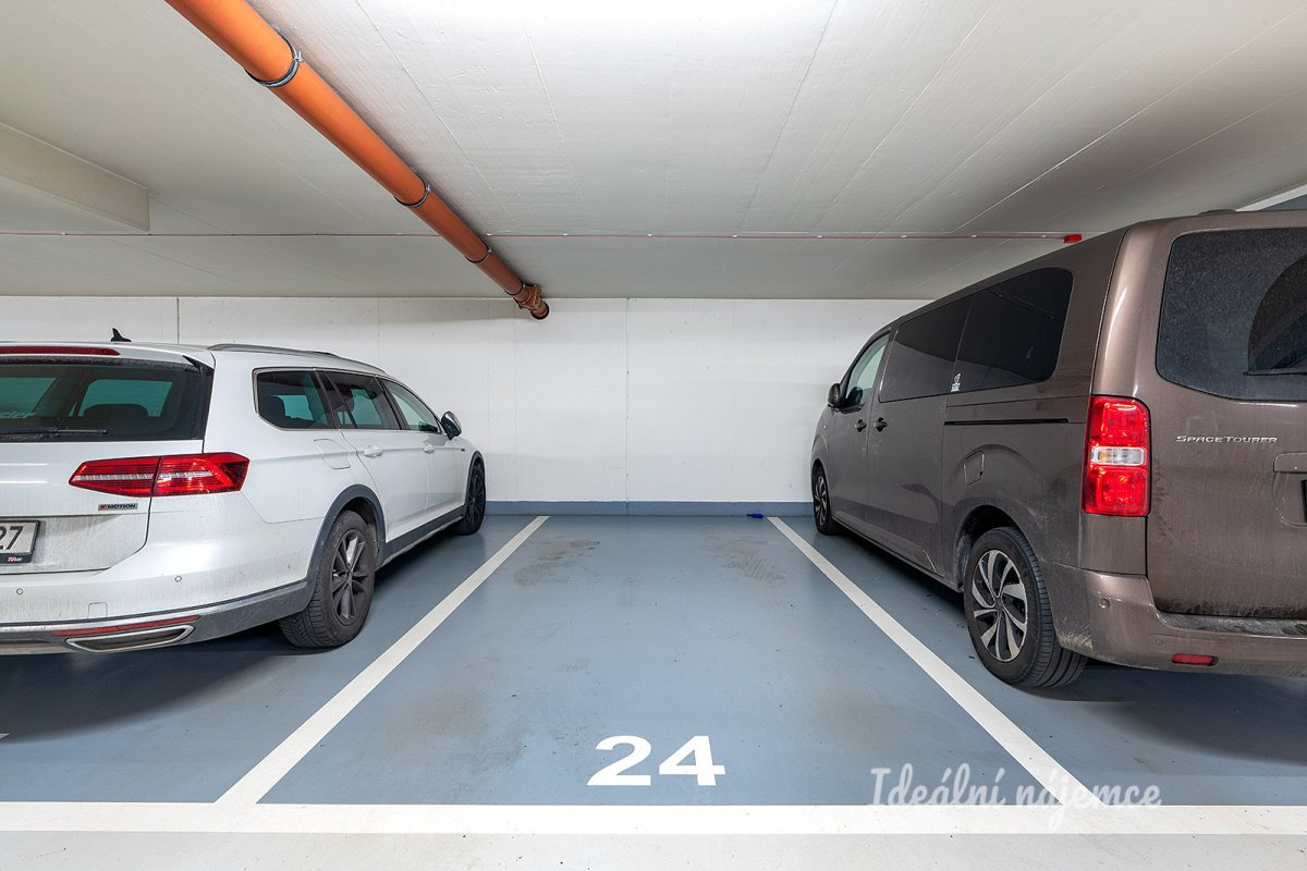 Pronájem bytu 2+kk, K Vystrkovu, Modřany, 71 m2