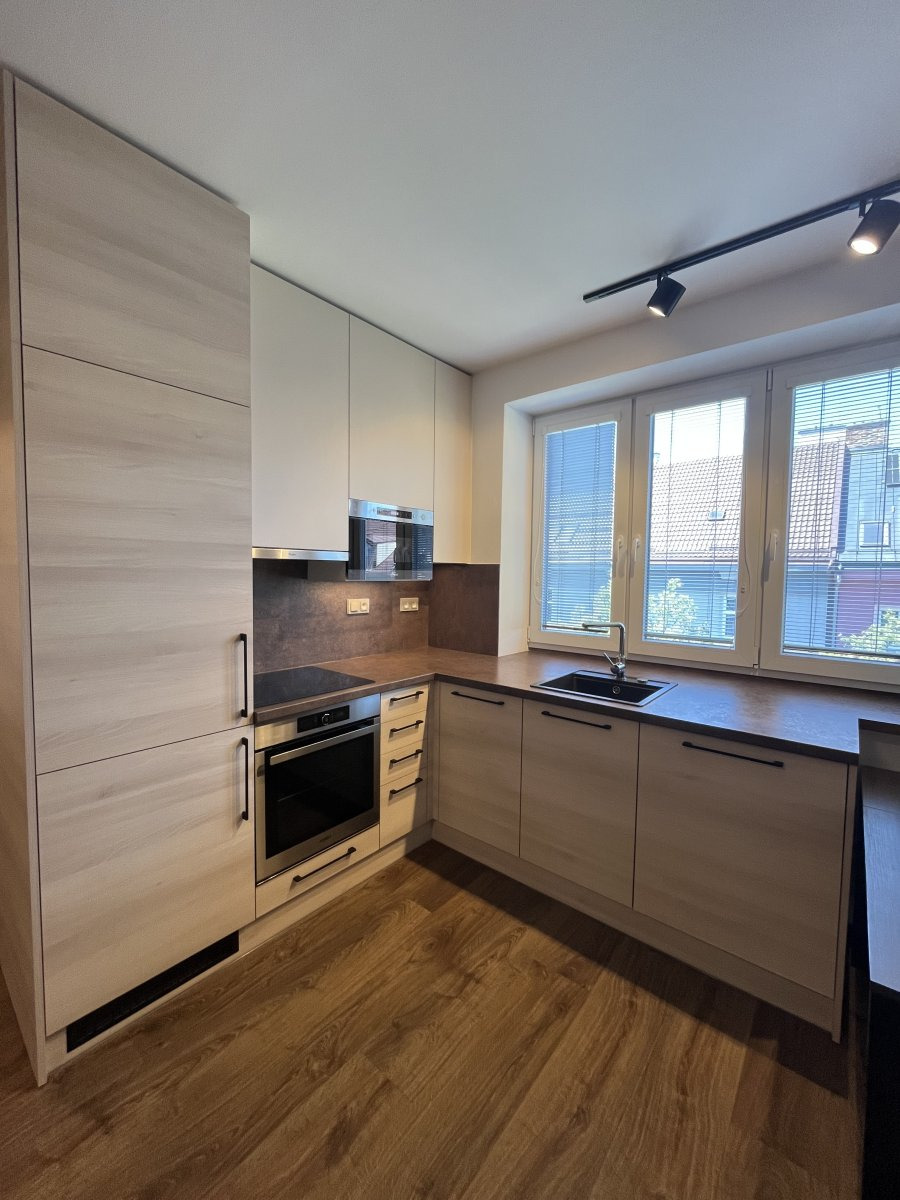Pronájem bytu 2+kk, Dukelská, Olomouc-město, 17900 Kč/měs, 45 m2