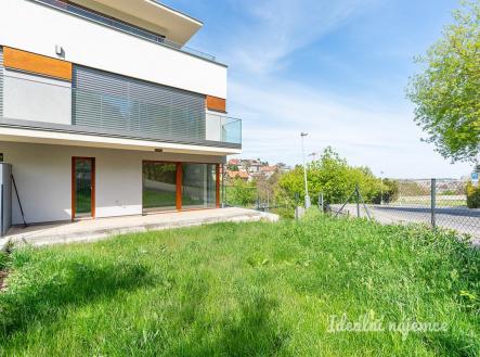 Pronájem bytu, 2+kk, 67 m²