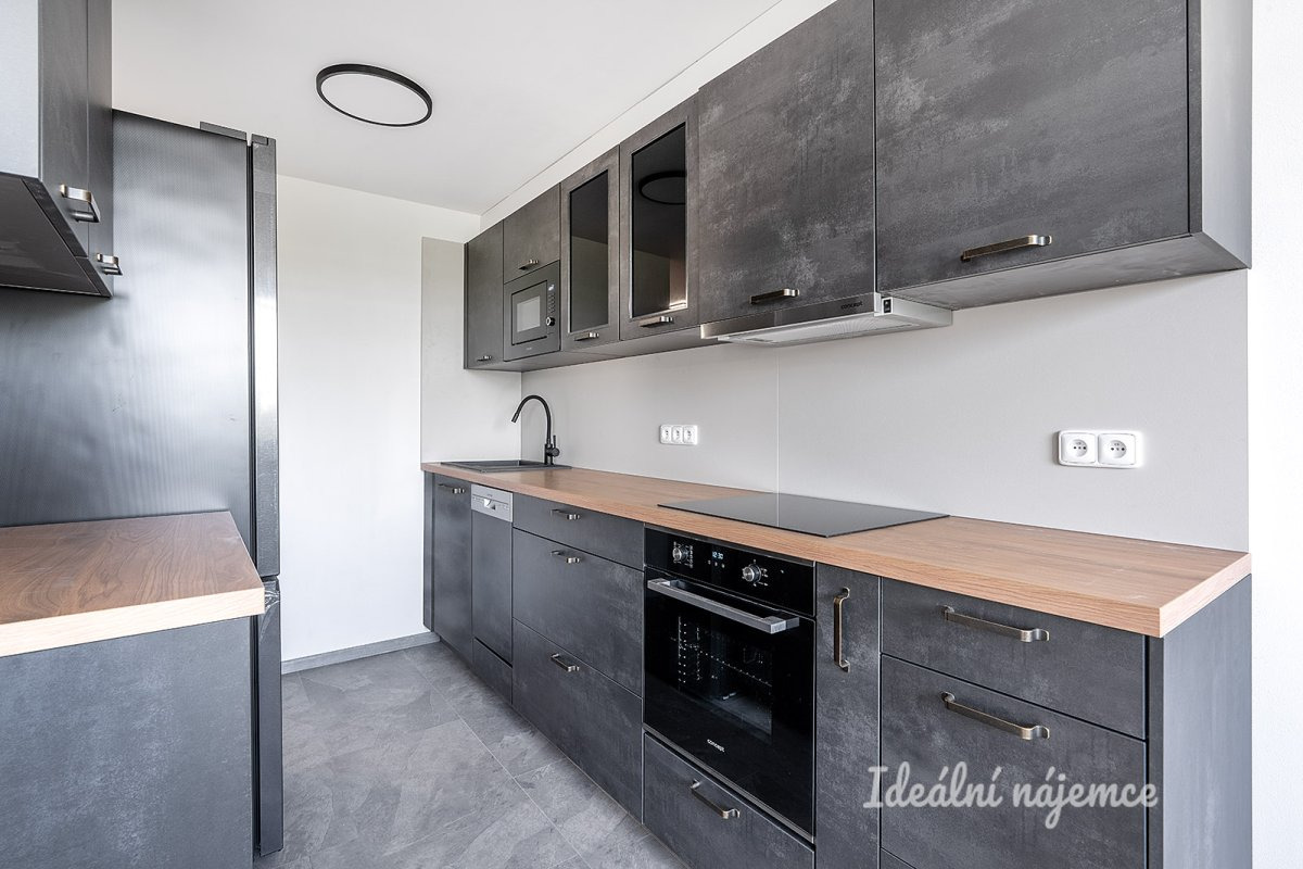 Pronájem bytu 3+1, Ke Kamínce, Zbraslav, 80 m2