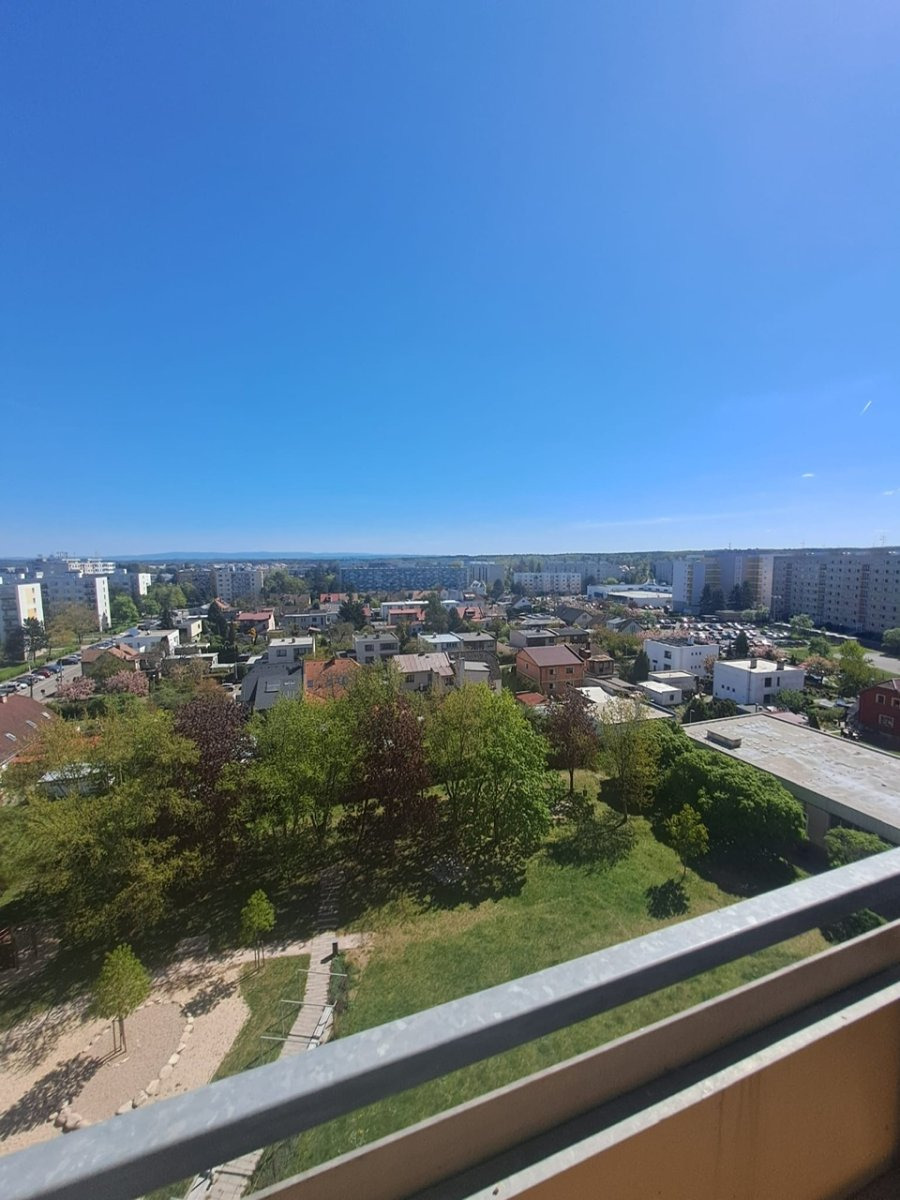 Pronájem bytu 3+1, Třída Edvarda Beneše, Nový Hradec Králové,  Kč/měs, 98 m2
