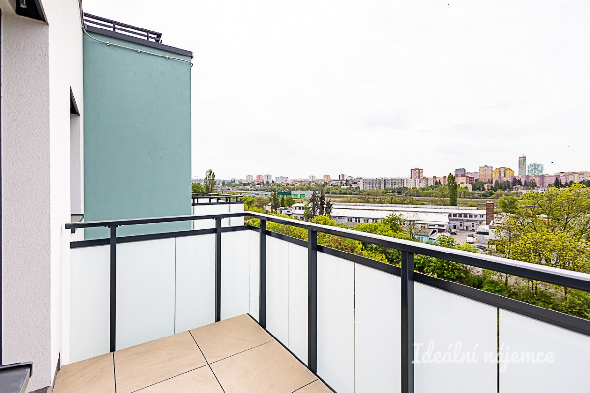 Pronájem bytu 2+kk, Strančická, Strašnice, 22900 Kč/měs, 49 m2