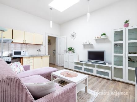 Pronájem bytu, 2+kk, 45 m²