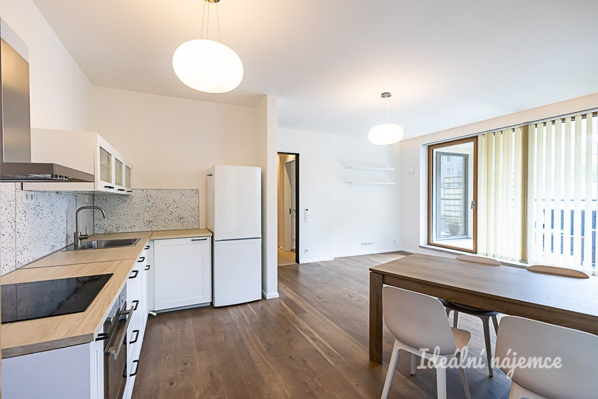 Pronájem bytu 2+kk, Pod Děkankou, Nusle, 27900 Kč/měs, 59 m2