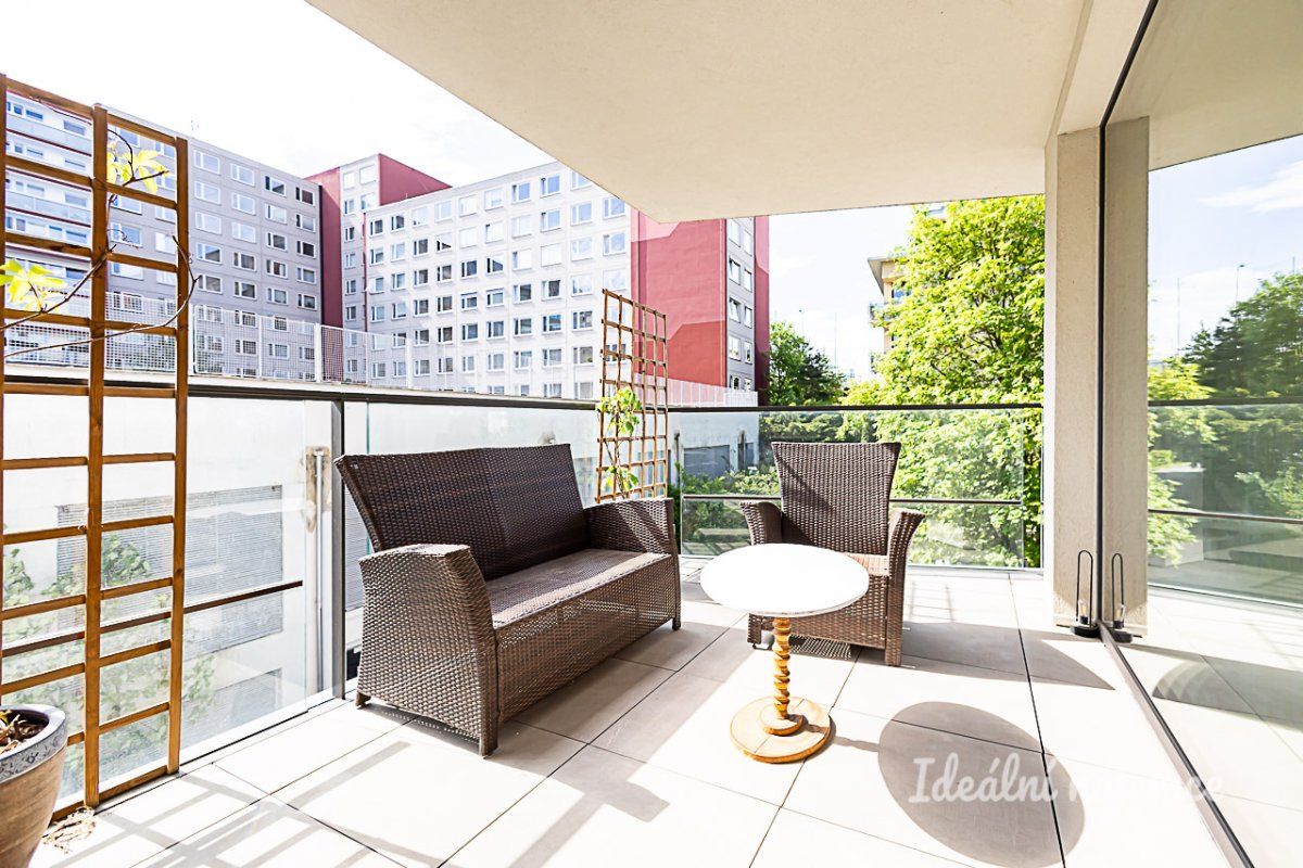 Pronájem bytu 2+kk, Pod Děkankou, Nusle, 25900 Kč/měs, 59 m2